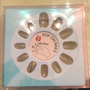 Lime crime pop on nails with glue chrome